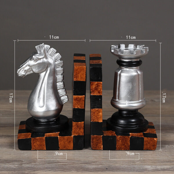 European-style Resin Crafts Books Rely On Chess Bookends Bookends - Image 2